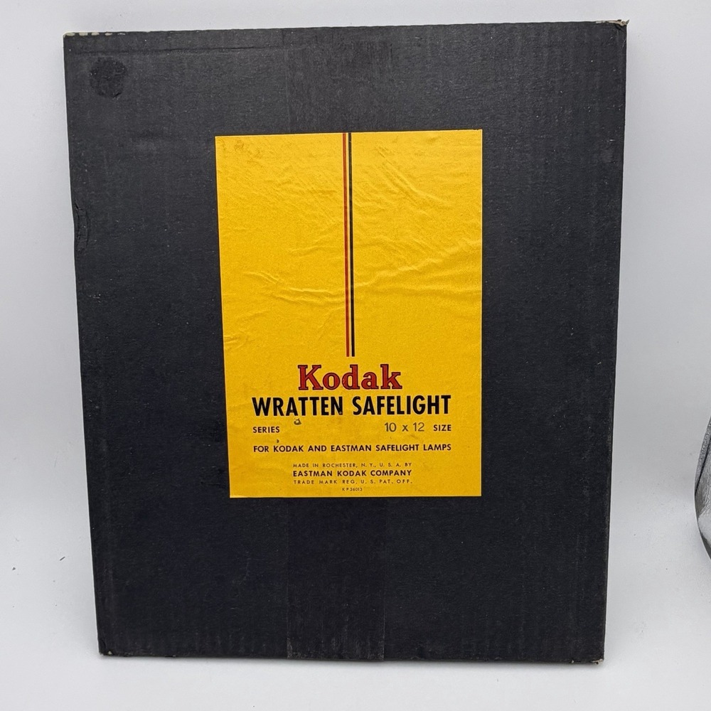 Vtg Kodak Safelight Glass Filter Wratten Series 3 10x12 Eastman - NEW & SEALED